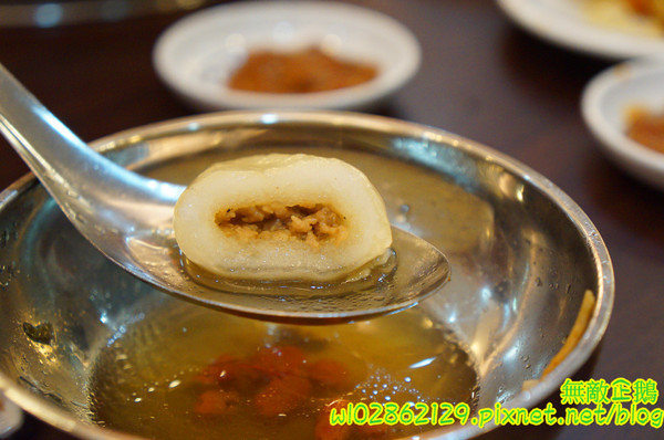 食紳枸尾雞：【台南-北區】養生x雞火鍋...豬油麵線/埔里香菇/鴕鳥肉/無基改豆腐《食紳枸尾雞》