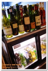 CA rolls' 美日式料理:天母棒球場美食.文化衝擊下的有趣繽紛美日式加州卷料理──CA rolls' 新美日式料理