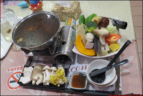 晴預約餐坊：【嘉義/朴子美食】提前預約才吃得到【嘉義朴子@晴預約餐坊】 火鍋.簡餐.香腸伴手禮  道道好料..秋冬暖心暖胃