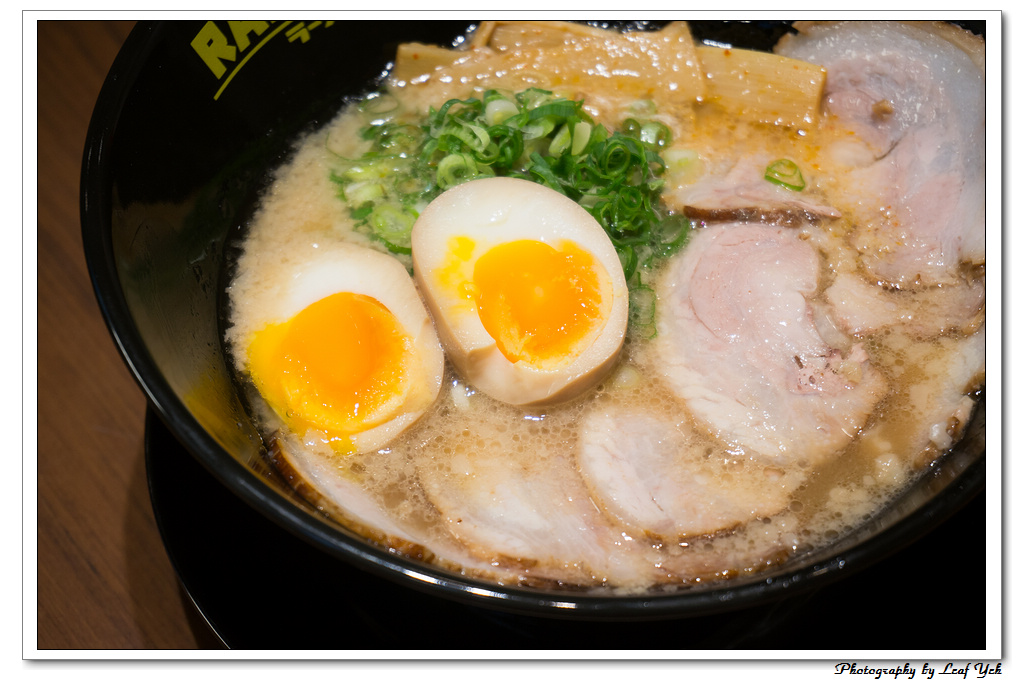 RAMEN HERO拉麵英雄 信義豚骨拉麵 微風信義拉麵 三田製麵所新品牌 市府站拉麵 信義新光拉麵 微風拉麵 信義松高拉麵 信義新開幕拉麵 叉燒飯 炸雞