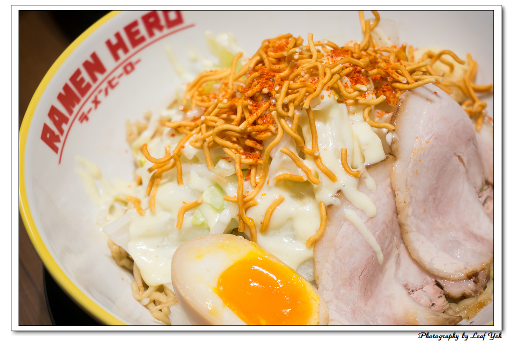 RAMEN HERO拉麵英雄 信義豚骨拉麵 微風信義拉麵 三田製麵所新品牌 市府站拉麵 信義新光拉麵 微風拉麵 信義松高拉麵 信義新開幕拉麵 叉燒飯 炸雞