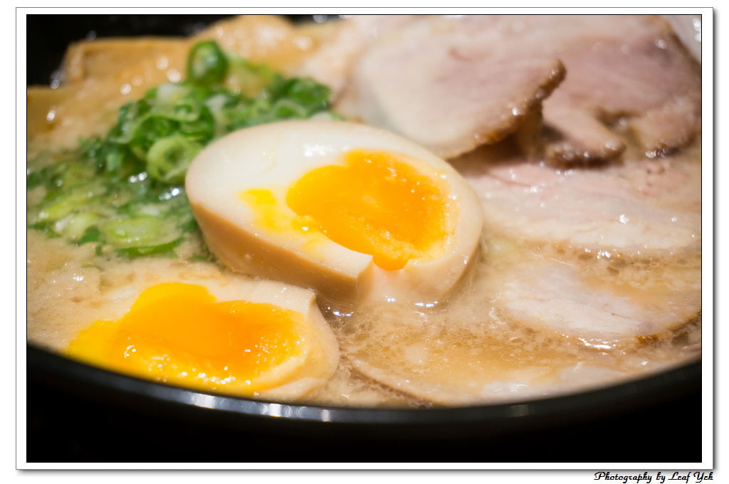 RAMEN HERO拉麵英雄 信義豚骨拉麵 微風信義拉麵 三田製麵所新品牌 市府站拉麵 信義新光拉麵 微風拉麵 信義松高拉麵 信義新開幕拉麵 叉燒飯 炸雞