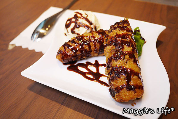 RAMEN HERO拉麵英雄：台北美食。微風信義台灣一號店【拉麵英雄RAMEN HERO】高CP值又好吃的日本拉麵◆開幕期間送北海道霜淇淋喲！