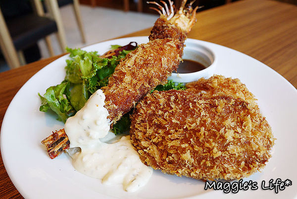 Domi Kosugi洋食(微風信義):台北美食。微風信義【Grill Domi Kosugi】日本洋食新發現◆漢堡排。牛排。蛋包飯