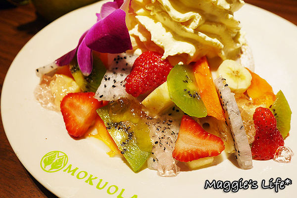MOKUOLA：台北美食。微風信義【MOKUOLA】來自日本的美味鬆餅◆夏威夷漢堡排飯。人氣鬆餅。下午茶