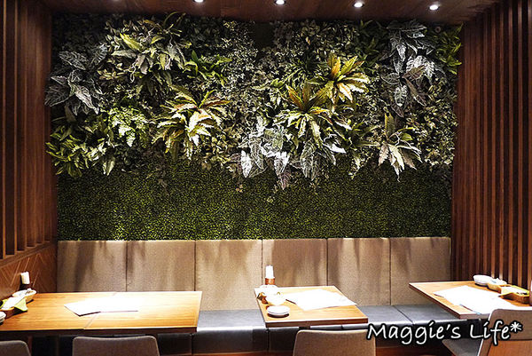 MOKUOLA：台北美食。微風信義【MOKUOLA】來自日本的美味鬆餅◆夏威夷漢堡排飯。人氣鬆餅。下午茶