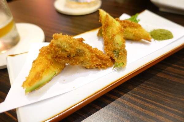 極 串揚酒場：(胖樺食記)新北板橋極 串揚酒場。遠渡重洋來的道地經典改良炸串。