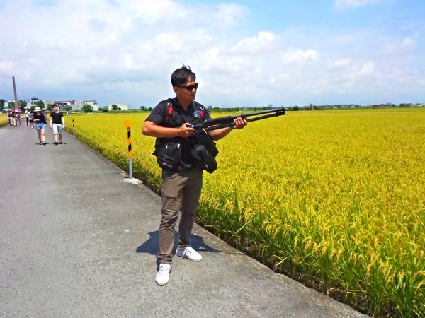 宜蘭三奇村伯朗大道：【宜蘭景點】宜蘭三奇農伯朗大道~旅遊夜市趴趴走/滿分的旅遊札記/小芝芝ღ美食ღ遊樂ღ小天地趴趴GO
