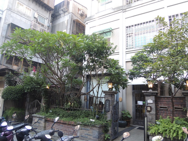 永康階：永康街的永康階The Green Steps午後來此喝杯咖啡愜意自在