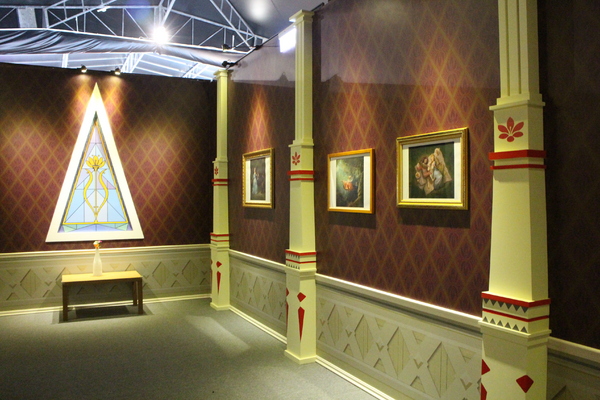 冰雪奇緣冰紛特展：迪士尼『冰雪奇緣冰紛特展』中正紀念堂民主大道