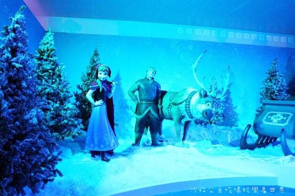 冰雪奇緣冰紛特展：迪士尼『冰雪奇緣冰紛特展』中正紀念堂民主大道