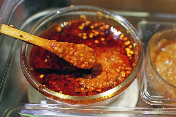 【新店餐廳】六六六小火鍋-堅持熬煮的獨特自製香菇湯頭