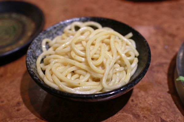 【新店餐廳】六六六小火鍋-堅持熬煮的獨特自製香菇湯頭