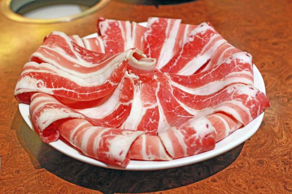 【新店餐廳】六六六小火鍋-堅持熬煮的獨特自製香菇湯頭