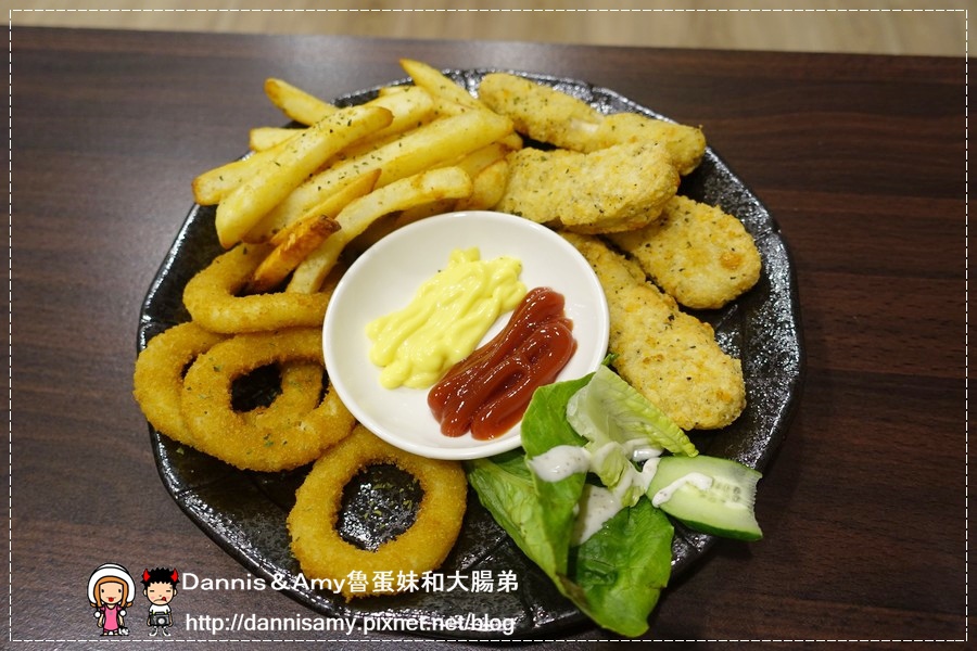 Peek-A-Boo Café藍帶甜點親子咖啡廳 (27).jpg