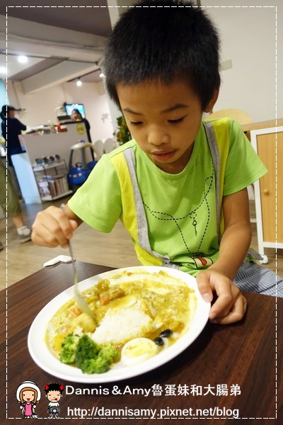 Peek-A-Boo Café藍帶甜點親子咖啡廳 (35).jpg