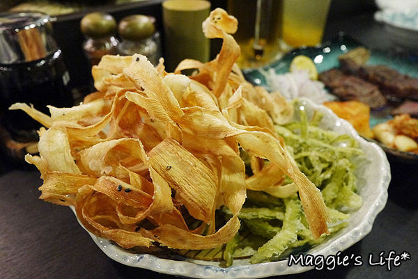 狸爐端燒 日式料理:台北美食。捷運中山站【狸爐端燒日式料理】船槳送菜的美食體驗◆日本料理。日式料理。居酒屋