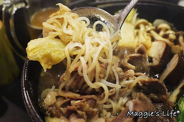 狸爐端燒 日式料理:台北美食。捷運中山站【狸爐端燒日式料理】船槳送菜的美食體驗◆日本料理。日式料理。居酒屋