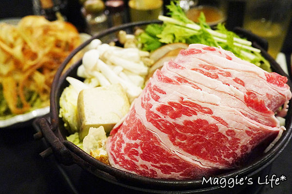 狸爐端燒 日式料理:台北美食。捷運中山站【狸爐端燒日式料理】船槳送菜的美食體驗◆日本料理。日式料理。居酒屋