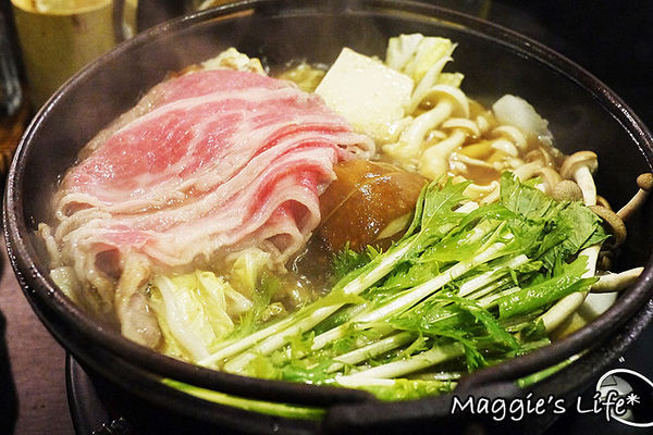 狸爐端燒 日式料理:台北美食。捷運中山站【狸爐端燒日式料理】船槳送菜的美食體驗◆日本料理。日式料理。居酒屋