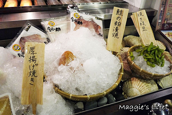 狸爐端燒 日式料理:台北美食。捷運中山站【狸爐端燒日式料理】船槳送菜的美食體驗◆日本料理。日式料理。居酒屋