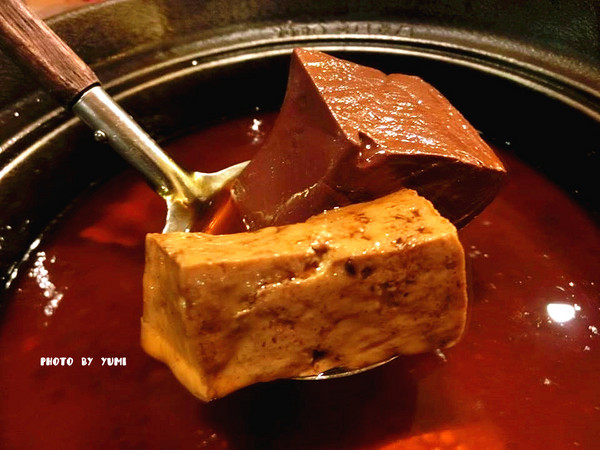 牧島燒肉專門店(大里店)：【台中食記-大里區】頂級燒烤店→牧島燒肉專門店(大里店)內文附完整菜單@跟著Yumi尤美美動吃動吃(用餐日期:2015年9月24日)