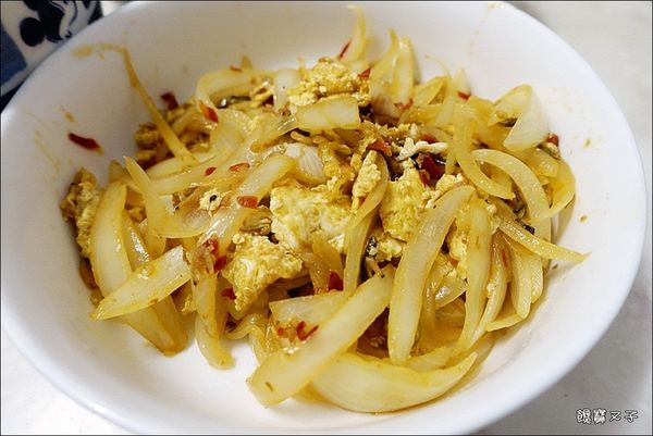 佐佐鮮辣媽蝦味魚干醬 (14).JPG