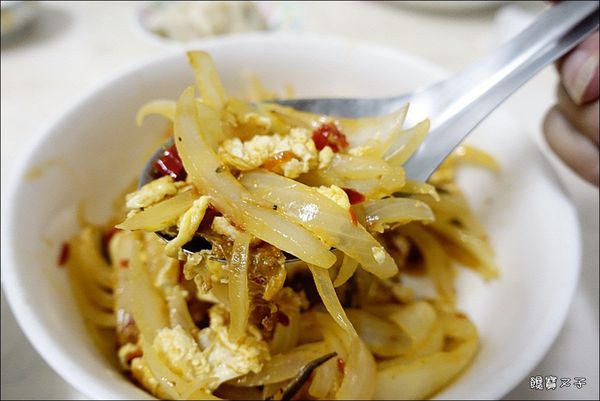 佐佐鮮辣媽蝦味魚干醬 (15).JPG