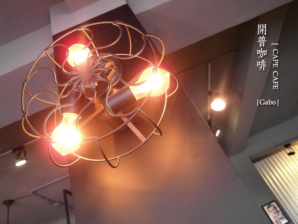 開普3號店:【台南||東區】開普三號店。早午餐&下午茶,厚實手工漢堡排 ♥