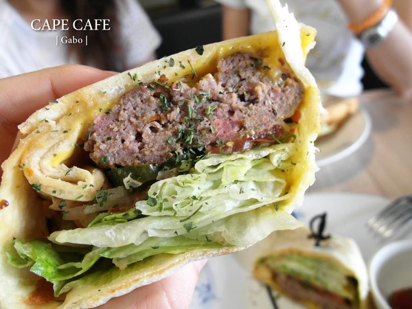 開普3號店:【台南||東區】開普三號店。早午餐&下午茶,厚實手工漢堡排 ♥