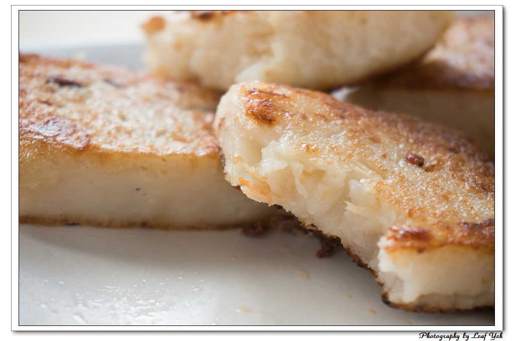 梁家瘋味港式蘿蔔糕 宅配港式蘿蔔糕 網購港式蘿蔔糕 不用沾醬的港式蘿蔔糕 蘿蔔糕的煎法 台南港式蘿蔔糕 網購美食 網購推薦 宅配美食