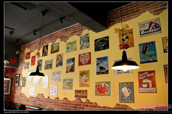 Gary Bee 69 桃園二代店:【美食♥桃園】☼ Gary Bee 69 桃園二代店 ☼巨無霸漢堡比臉大,火烤漢堡肉超juice ♥♥