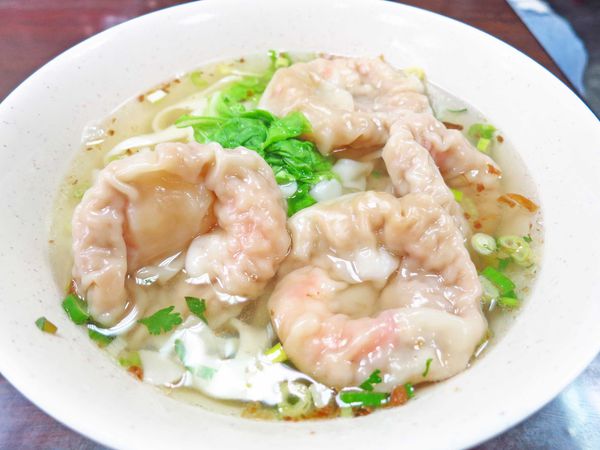 【三重美食】集美大餛飩餃子館-超大餛飩在地推薦美食