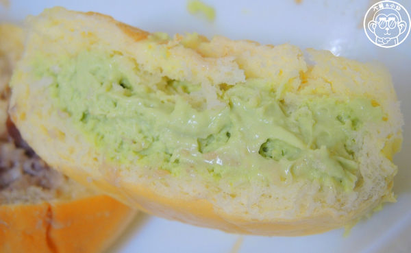 八天堂:期間限定【104.11/13-105.1/12八天堂 京站臨時櫃】日本直送奶油麵包