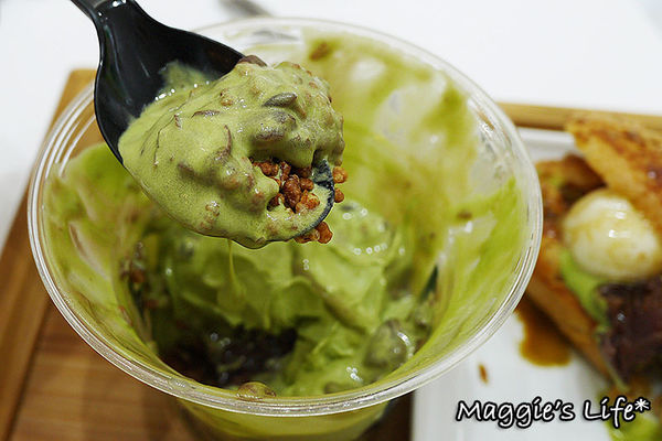 TSUJIRI辻利茶舖(微風信義店)：台北下午茶。微風信義【TSUJIRI辻利茶舖信義微風店】◆日本抹茶霜淇淋。抹茶聖代。日本甜品。抹茶甜品