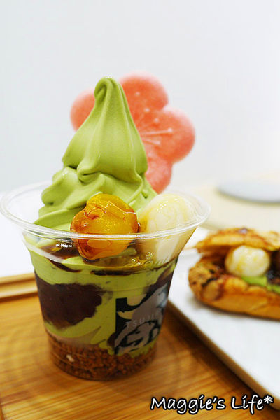 TSUJIRI辻利茶舖(微風信義店)：台北下午茶。微風信義【TSUJIRI辻利茶舖信義微風店】◆日本抹茶霜淇淋。抹茶聖代。日本甜品。抹茶甜品