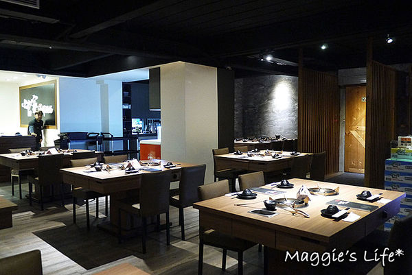 小當家海鮮鍋物(民生店):台北美食。捷運中山國中【小當家海鮮鍋物—民生店】高CP值民生社區火鍋◆活海鮮。波士頓龍蝦。海草蝦。鴛鴦鍋。飲料冰淇淋無限供應