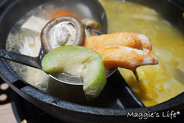 小當家海鮮鍋物(民生店):台北美食。捷運中山國中【小當家海鮮鍋物—民生店】高CP值民生社區火鍋◆活海鮮。波士頓龍蝦。海草蝦。鴛鴦鍋。飲料冰淇淋無限供應