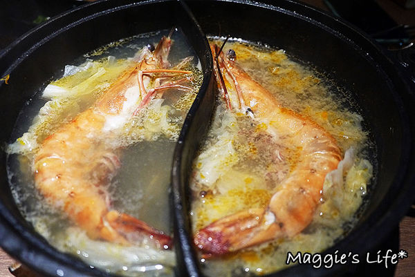 小當家海鮮鍋物(民生店):台北美食。捷運中山國中【小當家海鮮鍋物—民生店】高CP值民生社區火鍋◆活海鮮。波士頓龍蝦。海草蝦。鴛鴦鍋。飲料冰淇淋無限供應