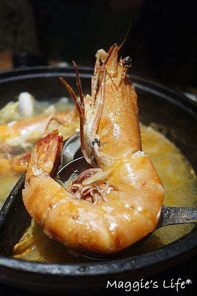 小當家海鮮鍋物(民生店):台北美食。捷運中山國中【小當家海鮮鍋物—民生店】高CP值民生社區火鍋◆活海鮮。波士頓龍蝦。海草蝦。鴛鴦鍋。飲料冰淇淋無限供應