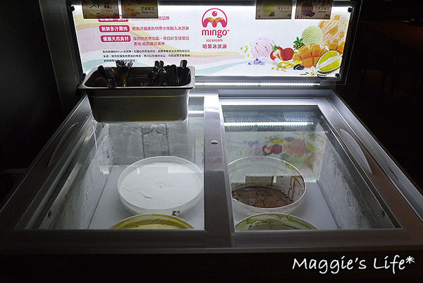 小當家海鮮鍋物(民生店):台北美食。捷運中山國中【小當家海鮮鍋物—民生店】高CP值民生社區火鍋◆活海鮮。波士頓龍蝦。海草蝦。鴛鴦鍋。飲料冰淇淋無限供應