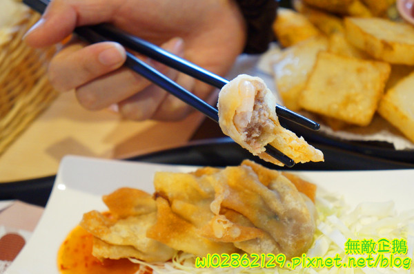 樂透環球美食:【台南-永康區】火鍋x快炒x冰品x下午茶...帶來歡樂的餐廳..免服務費/免低消/wifi《樂透環球美食》