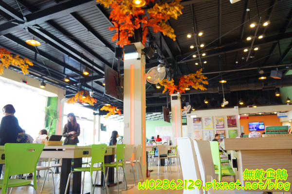 樂透環球美食:【台南-永康區】火鍋x快炒x冰品x下午茶...帶來歡樂的餐廳..免服務費/免低消/wifi《樂透環球美食》