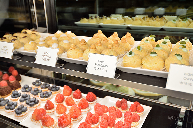 COVA 台灣:義大利米蘭百年甜點蛋糕巧克力 台北微風信義店 捷運市政府站