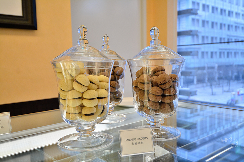 COVA 台灣:義大利米蘭百年甜點蛋糕巧克力 台北微風信義店 捷運市政府站