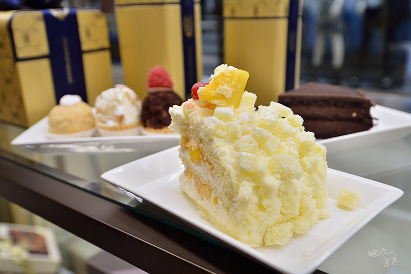 COVA 台灣:義大利米蘭百年甜點蛋糕巧克力 台北微風信義店 捷運市政府站