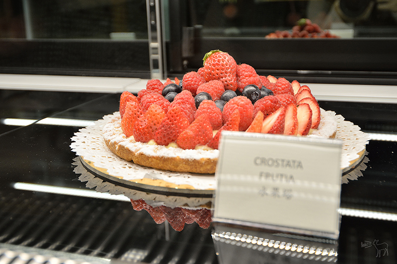 COVA 台灣:義大利米蘭百年甜點蛋糕巧克力 台北微風信義店 捷運市政府站