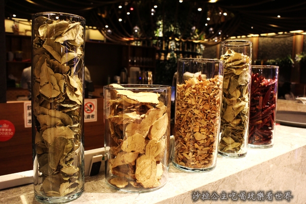 泰集 Thai Bazaar(微風信義店):台北高CP值泰式料理『泰集 Thai Bazaar(微風信義店)』捷運市政府站