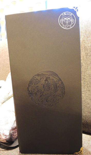 樂天皇朝(微風信義)：呷飽祙【台北信義･樂天皇朝】八色小籠包來台插旗