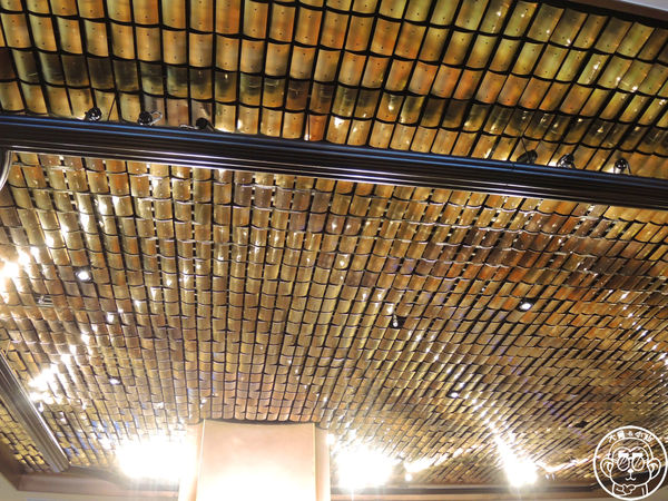 樂天皇朝(微風信義)：呷飽祙【台北信義･樂天皇朝】八色小籠包來台插旗